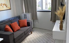 Apartamento 500m da Praia de Meireles